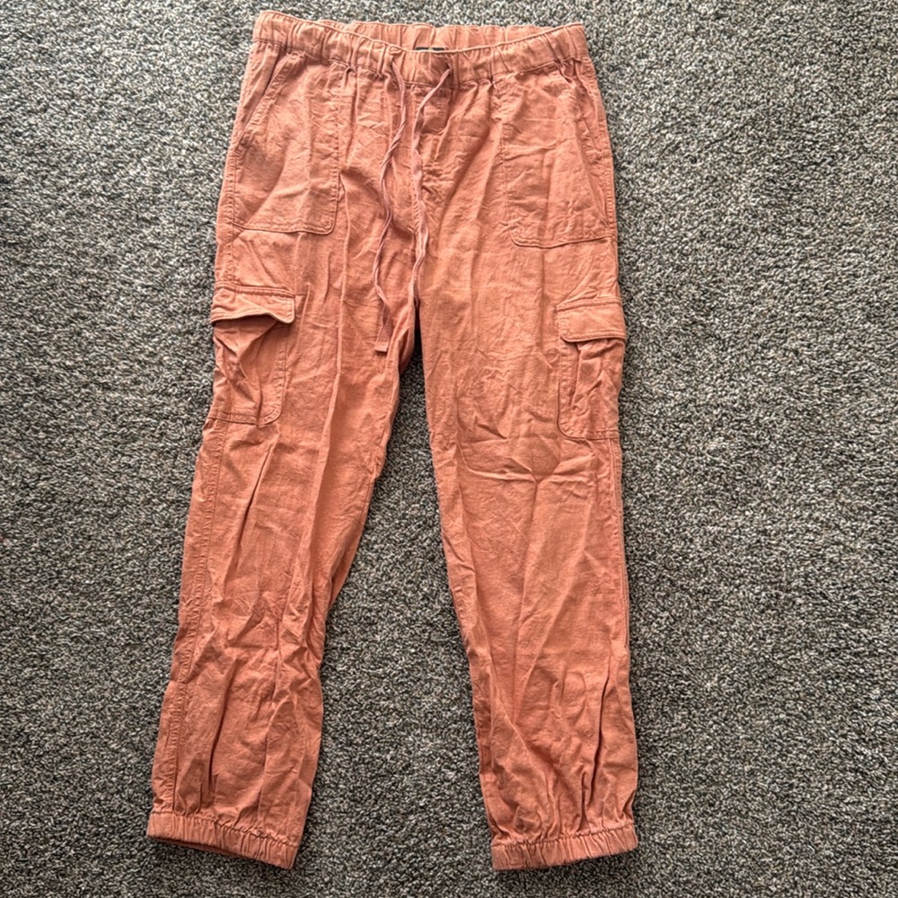Light orange cargo pants/joggers
